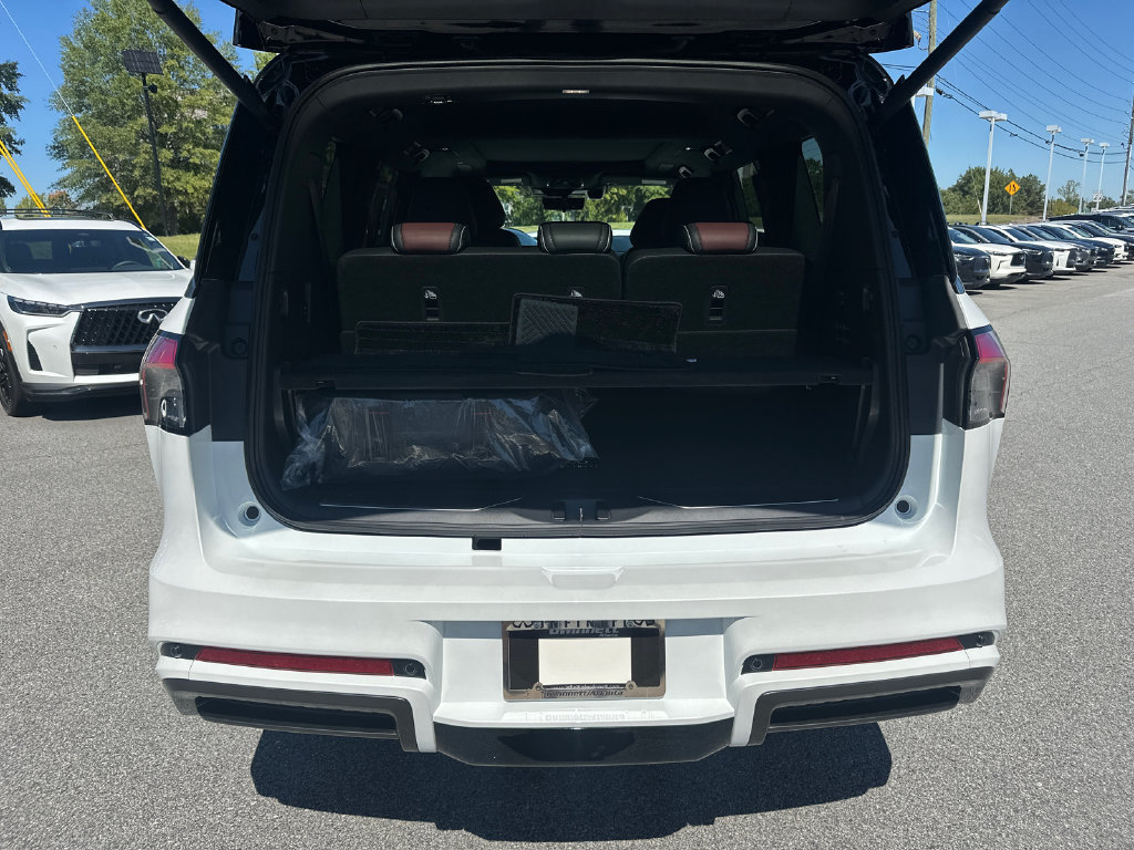 Certified 2026 INFINITI QX80 Autograph w/ Premium Cargo Package AWD/4WD image 15