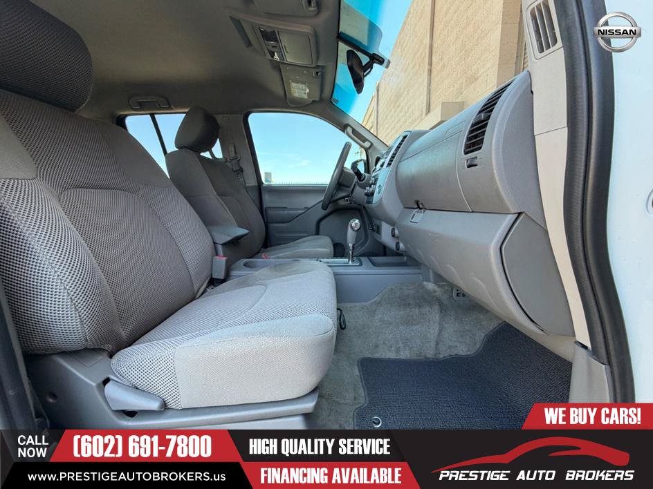 Used 2015 Nissan Frontier SV w/ SV Value Truck Package AWD/4WD image 34