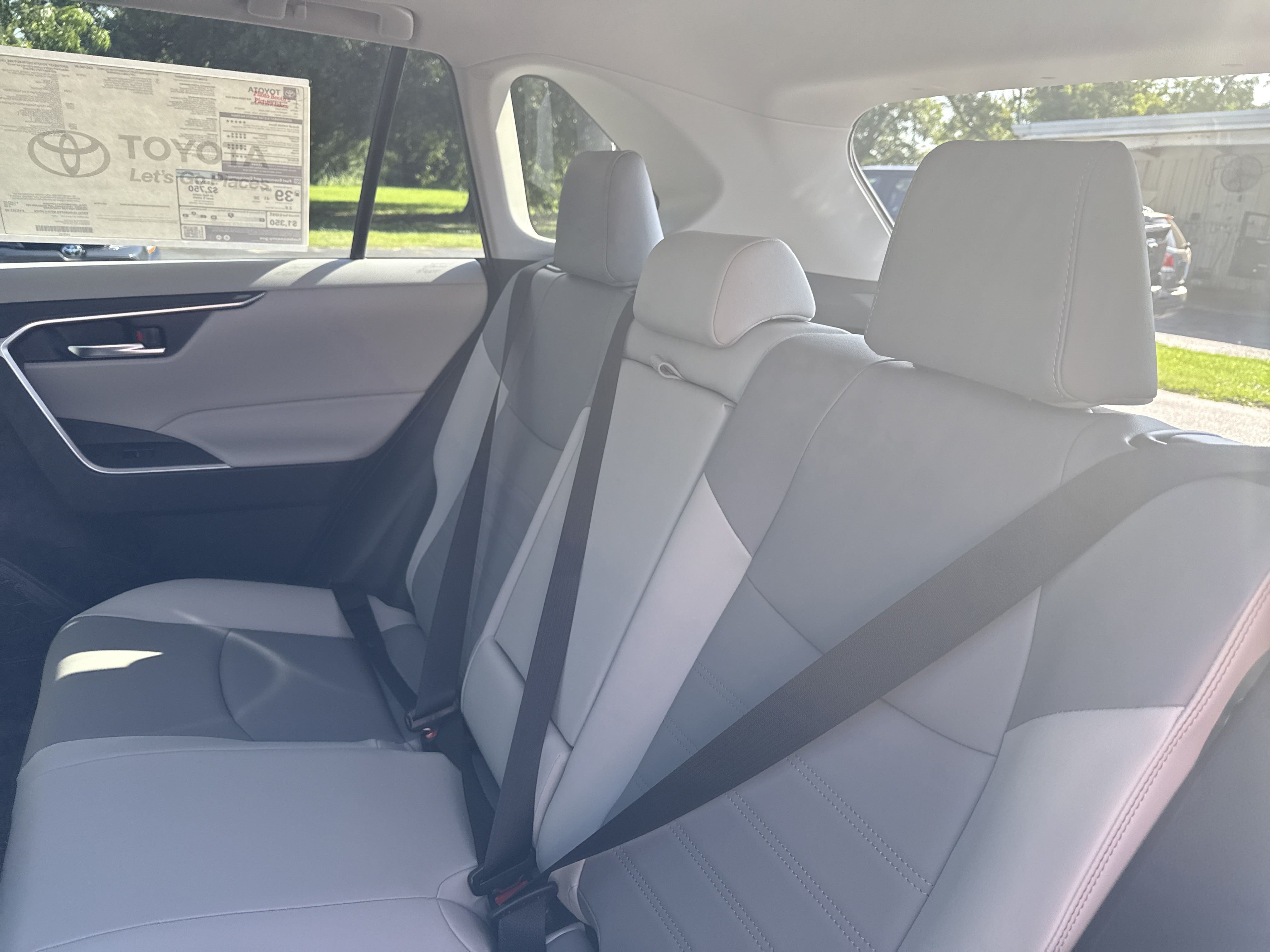 New 2025 Toyota RAV4 XLE Premium w/ Weather Package AWD/4WD image 25