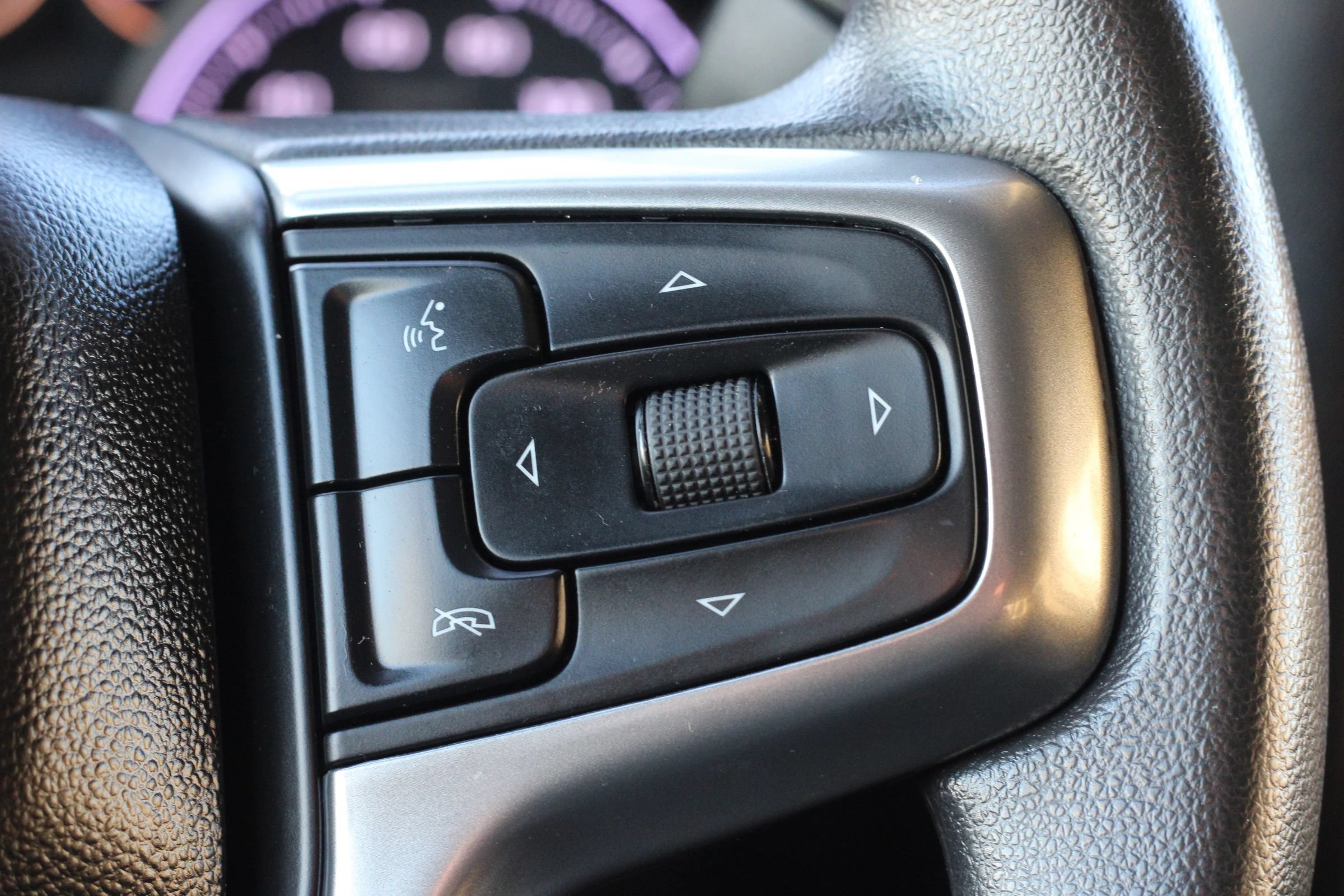 Used 2022 Chevrolet Silverado 2500 Custom w/ Custom Convenience Package AWD/4WD image 17
