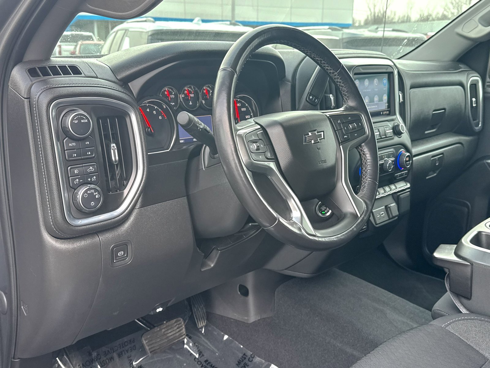 Certified 2021 Chevrolet Silverado 1500 RST image 16