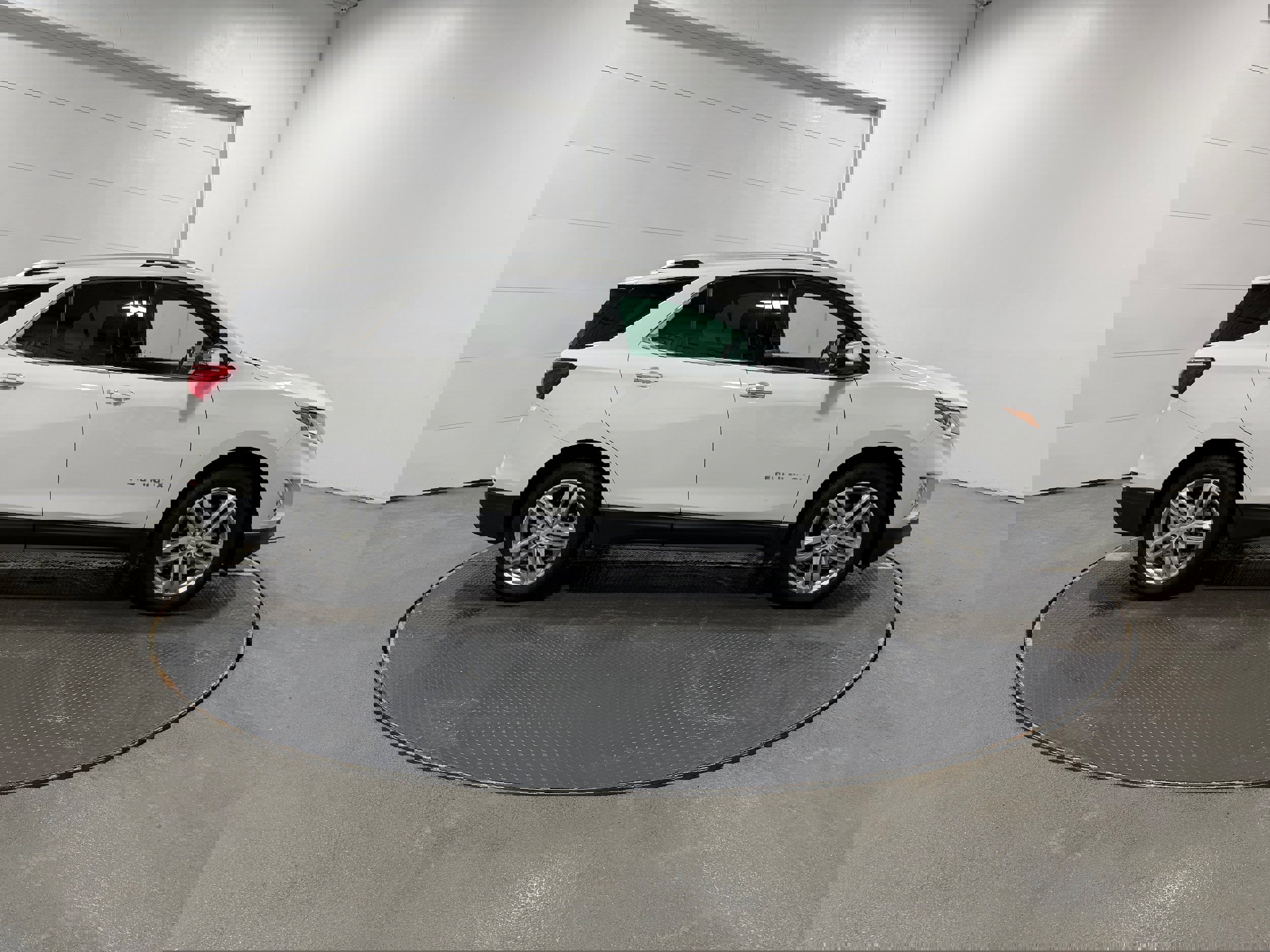 Used 2019 Chevrolet Equinox Premier image 35