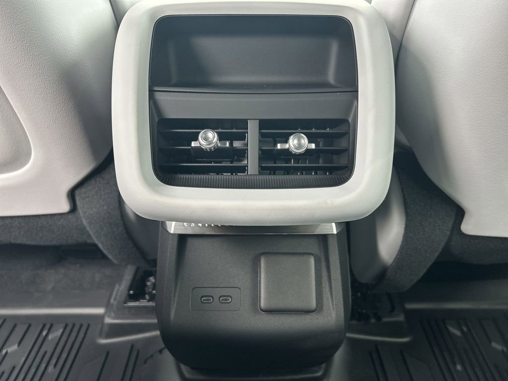 New 2026 Cadillac Lyriq Premium Luxury image 21