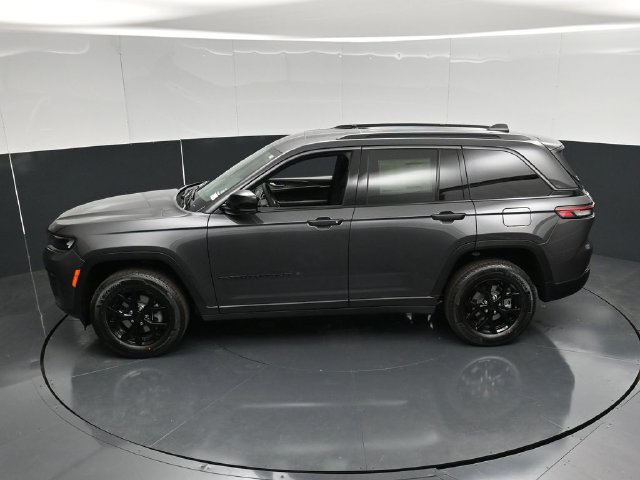New 2026 Jeep Grand Cherokee Altitude AWD/4WD image 52