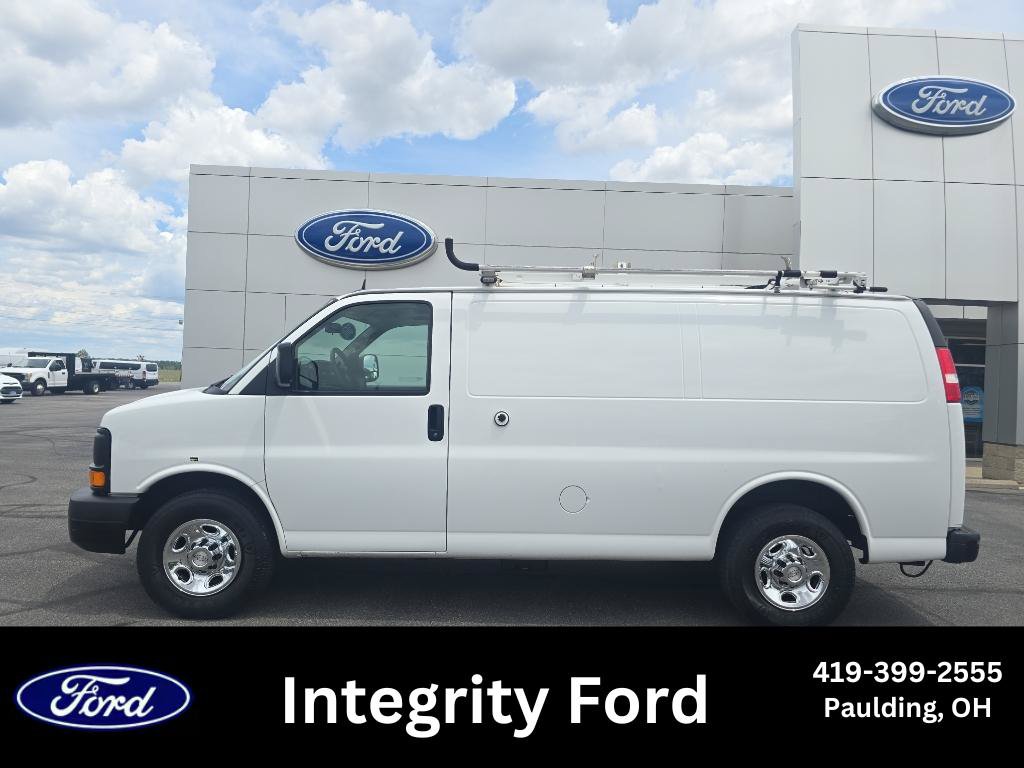 Used 2015 Chevrolet Express 2500 RWD image 1