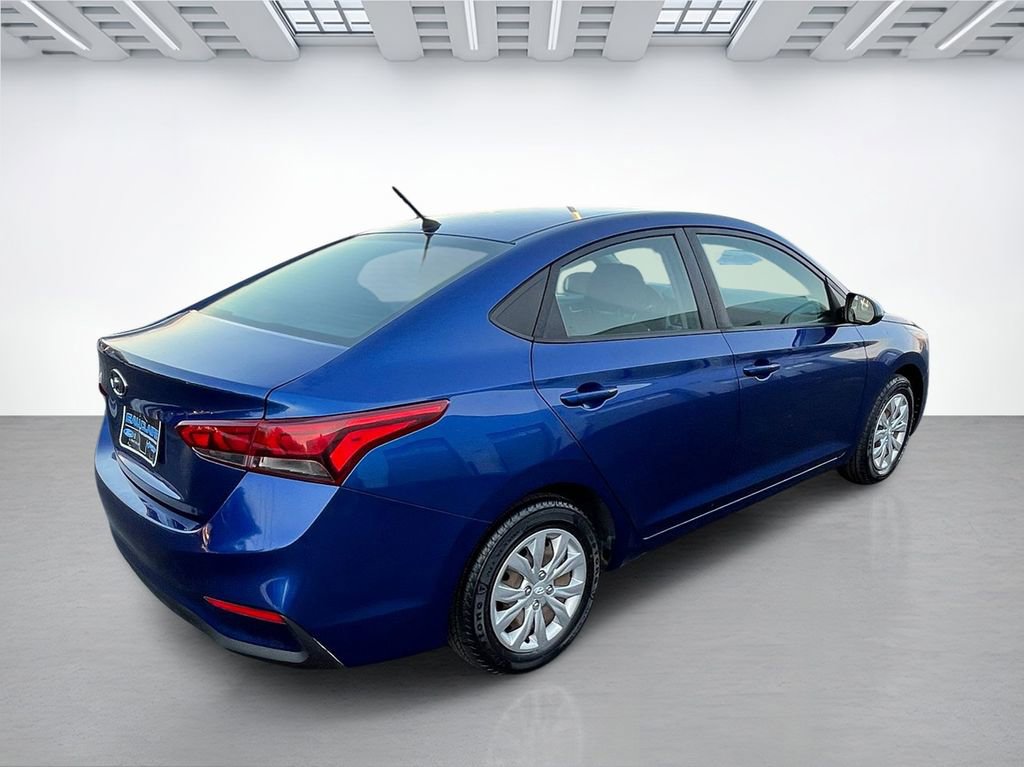 Used 2018 Hyundai Accent SE image 3