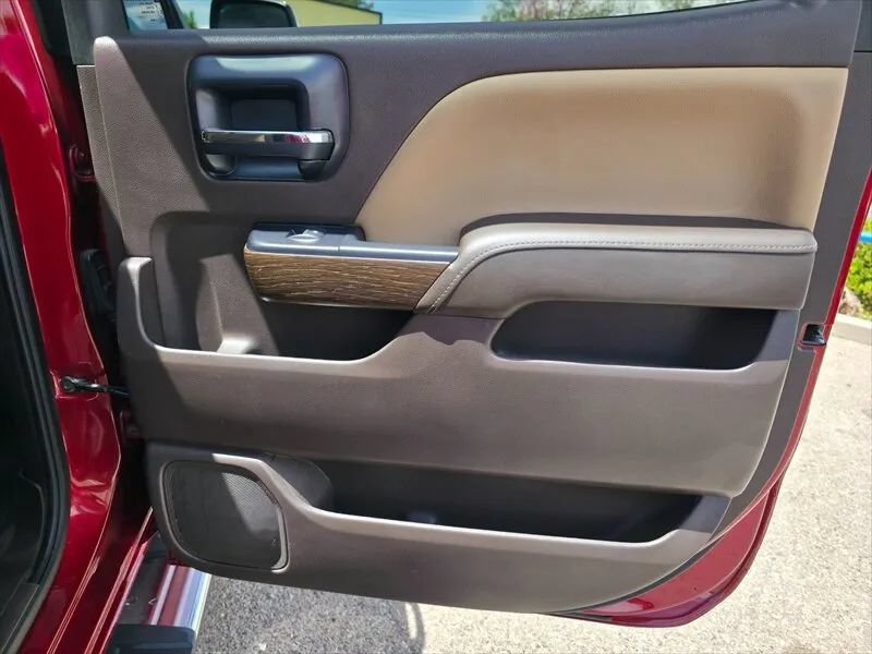 Used 2018 GMC Sierra 1500 Denali AWD/4WD image 25