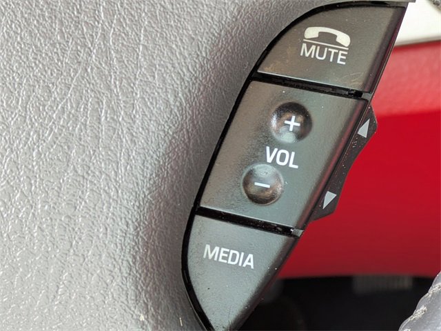 Used 2002 Ford Thunderbird image 9