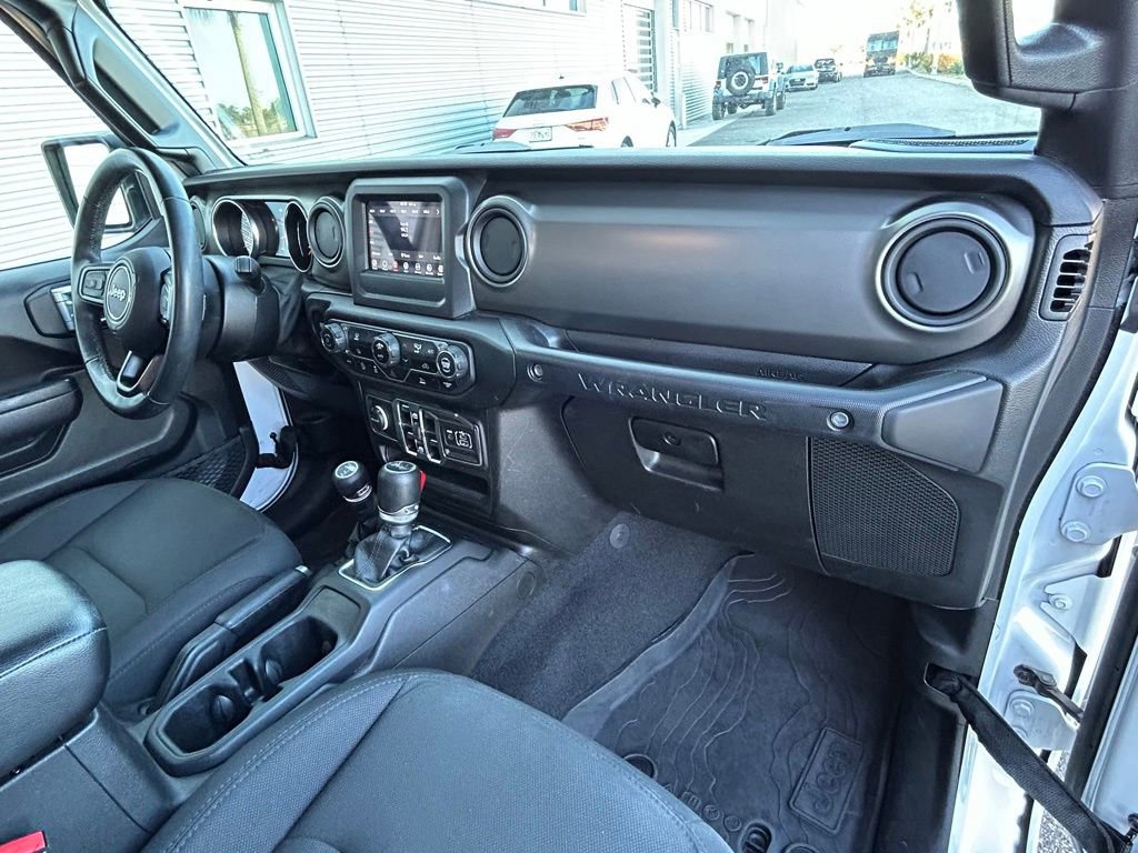 Used 2022 Jeep Wrangler Unlimited Sport image 40