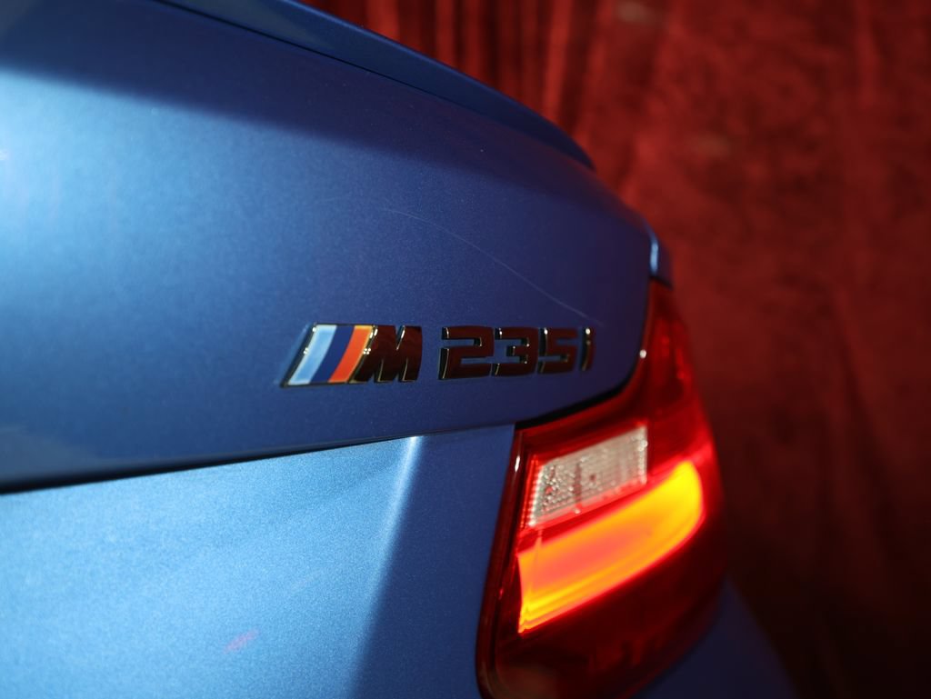 Used 2016 BMW M235i Coupe RWD image 24