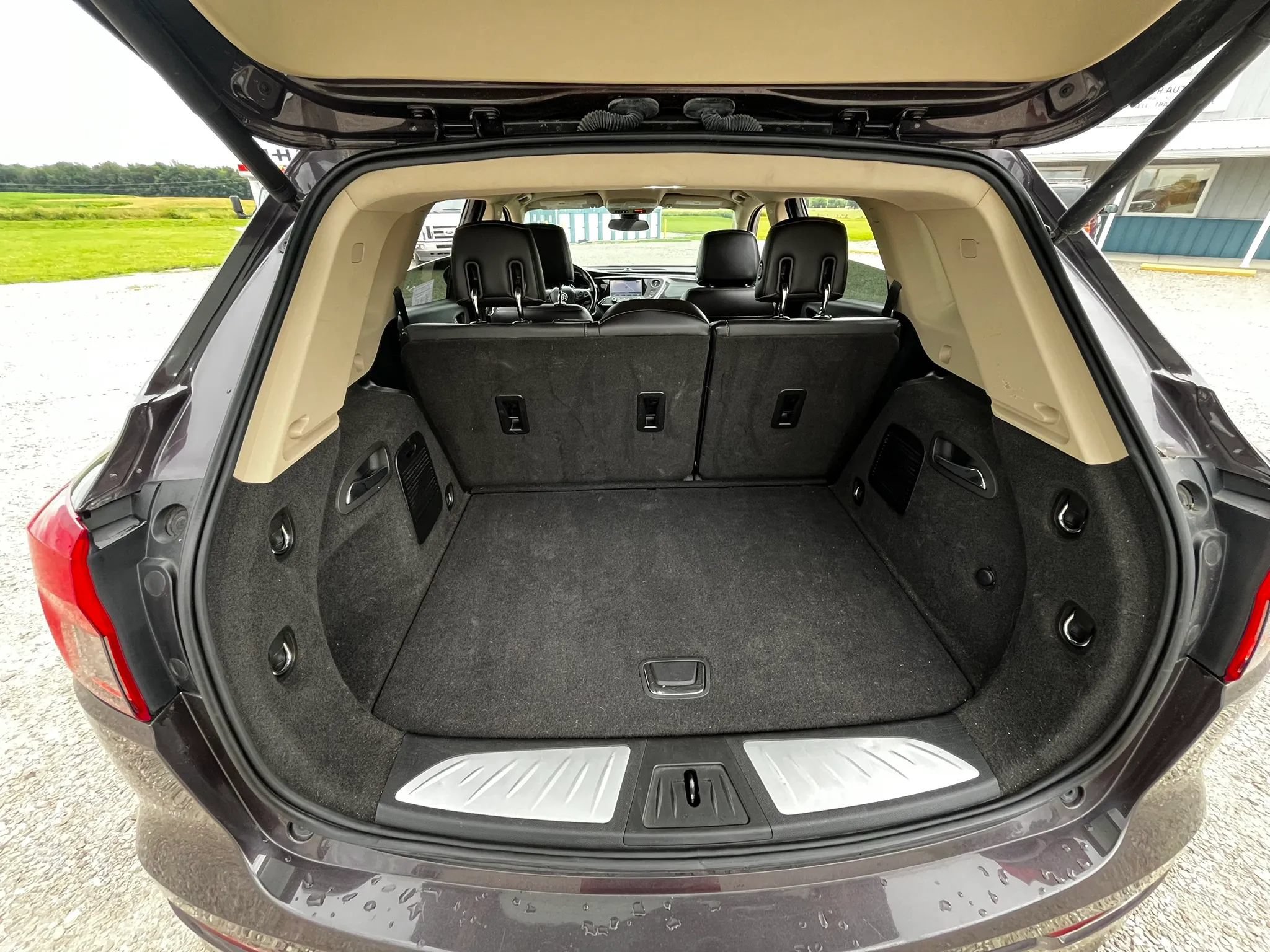 Used 2017 Buick Envision Premium AWD/4WD image 23