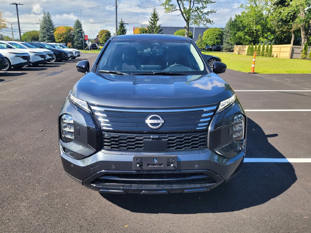 New 2026 Nissan Rogue SL w/ Family Package AWD/4WD image 12