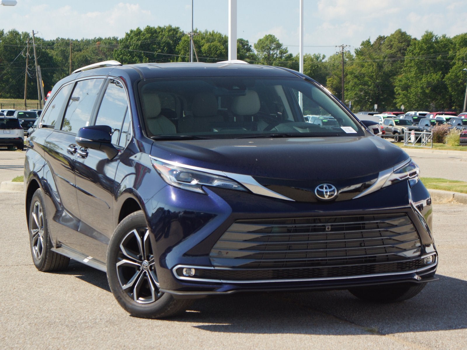 New 2026 Toyota Sienna Platinum AWD/4WD image 21