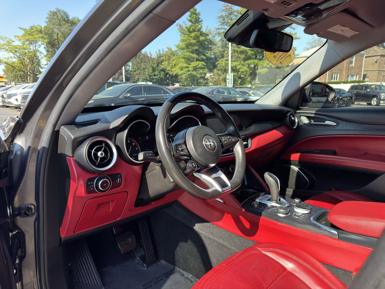 Used 2020 Alfa Romeo Stelvio Sport w/ Cold Weather Package image 22