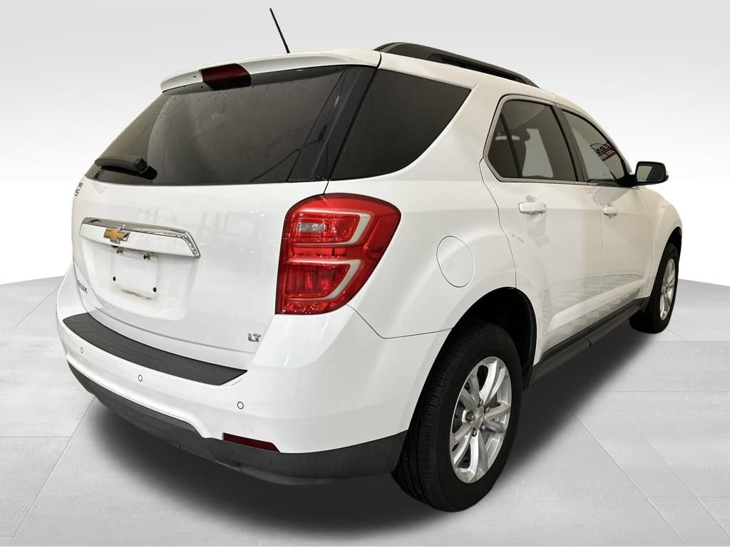 Used 2017 Chevrolet Equinox LT w/ Convenience Package image 5
