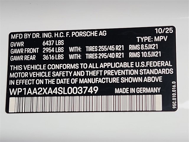 New 2025 Porsche Macan 4 Electric image 24