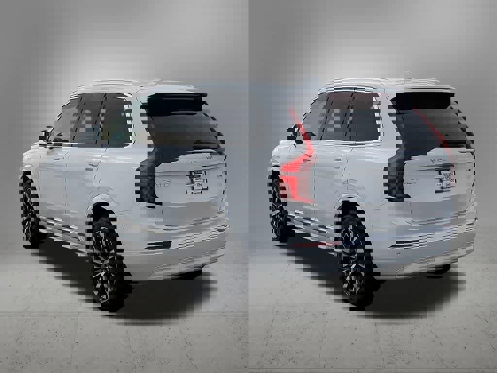 Certified 2025 Volvo XC90 B5 Core w/ Protection Package Premier image 4