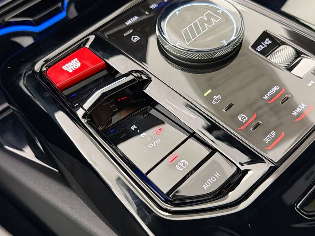 Used 2025 BMW M5 Touring AWD/4WD image 17
