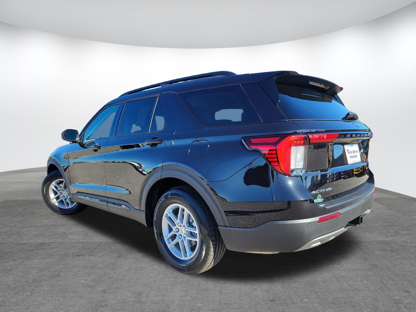 New 2026 Ford Explorer Active w/ Active Comfort Package image 7