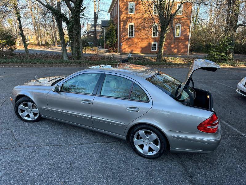 Used 2006 Mercedes-Benz E 500 Sedan image 15