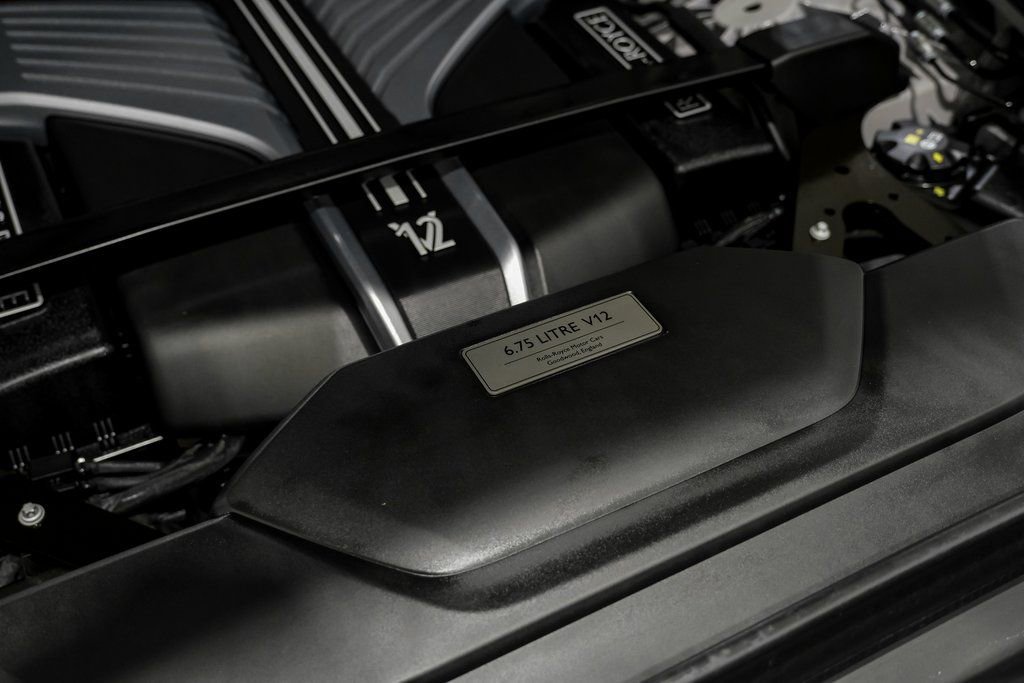 Used 2023 Rolls-Royce Cullinan Black Badge w/ Driver's Package image 69