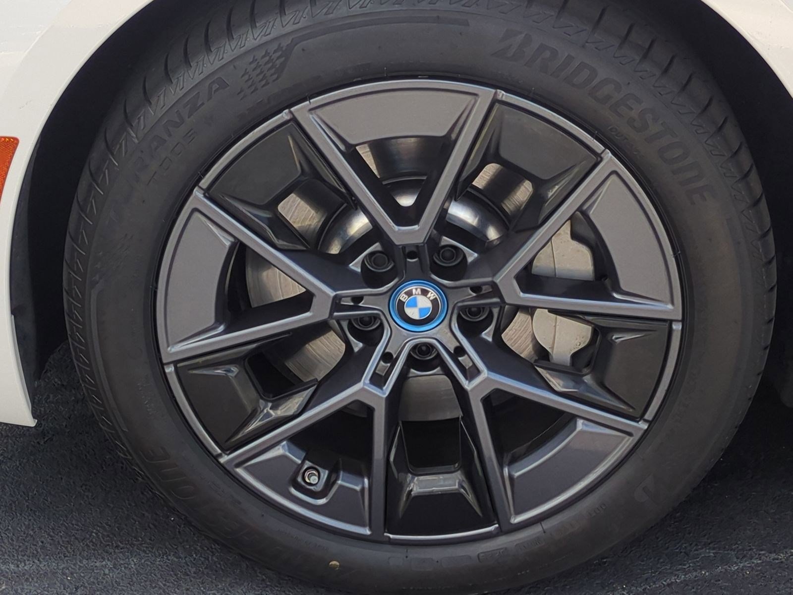 Certified 2023 BMW i4 eDrive35 RWD image 13