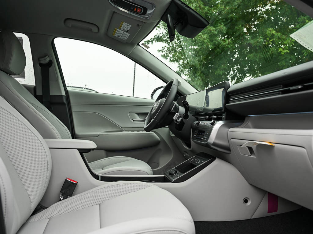 New 2026 Hyundai Kona SEL Premium image 10