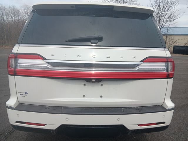 Used 2020 Lincoln Navigator Reserve image 10