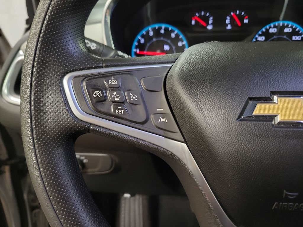 Used 2022 Chevrolet Equinox LS w/ LPO, Floor Liner Package AWD/4WD image 23