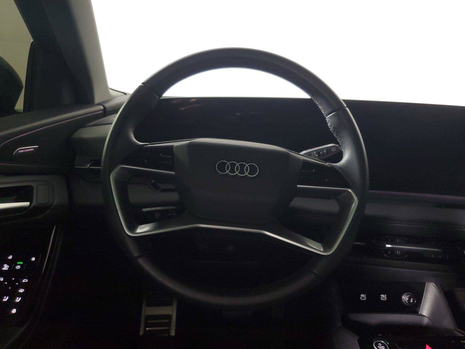 Certified 2025 Audi Q6 e-tron Premium Plus w/ Premium Plus AWD/4WD image 17