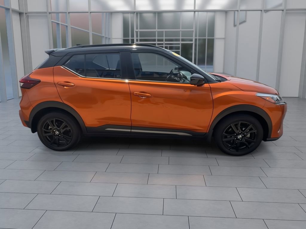 Used 2021 Nissan Kicks SR FWD image 10