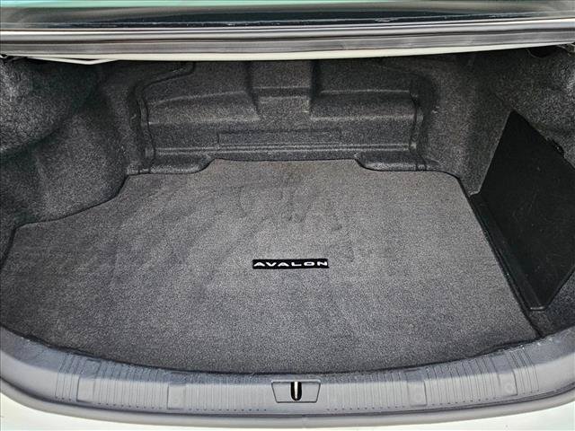 Used 2015 Toyota Avalon XLE Touring FWD image 6