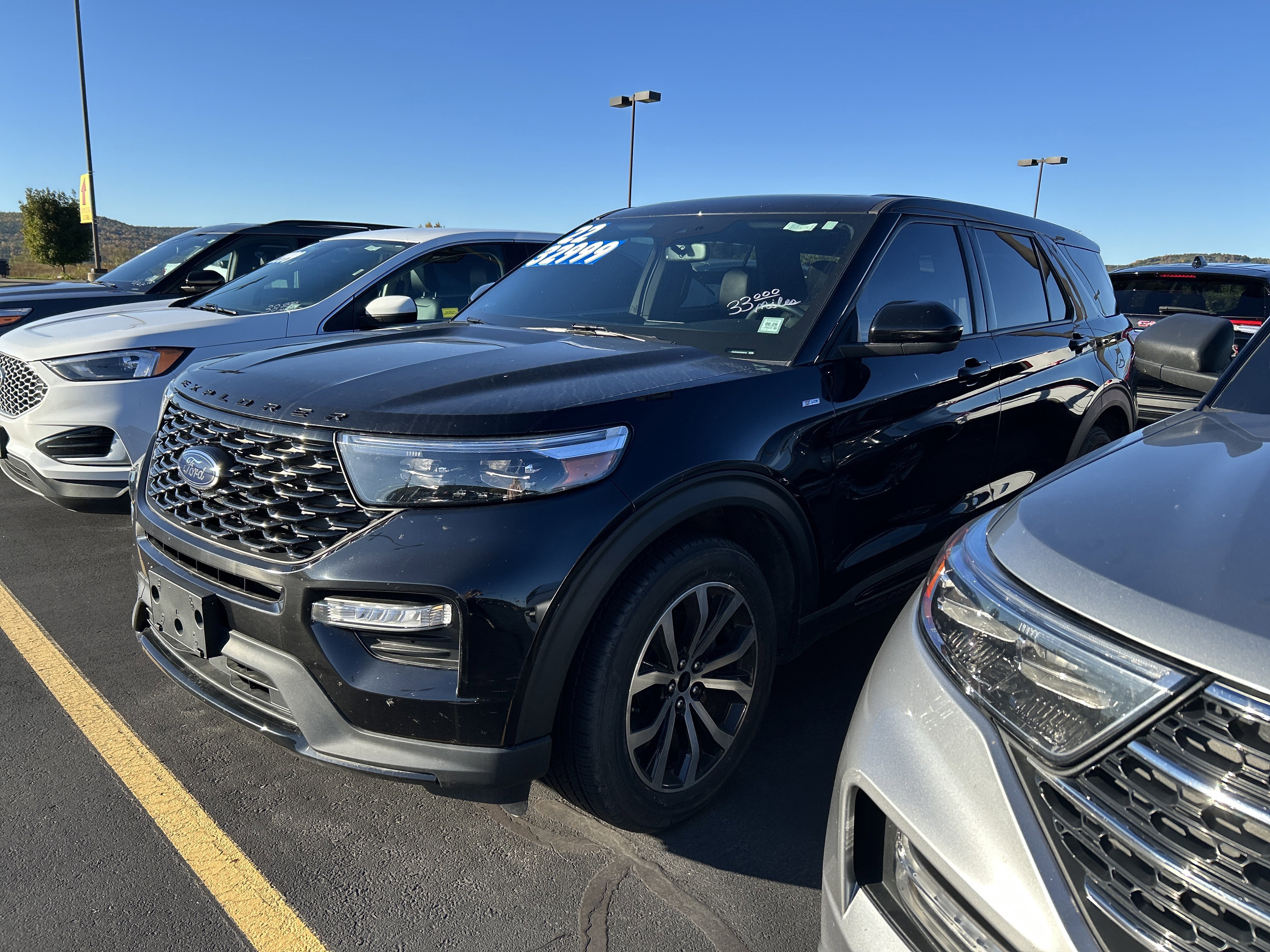 Used 2022 Ford Explorer ST-Line w/ Class IV Trailer Tow Package image 7