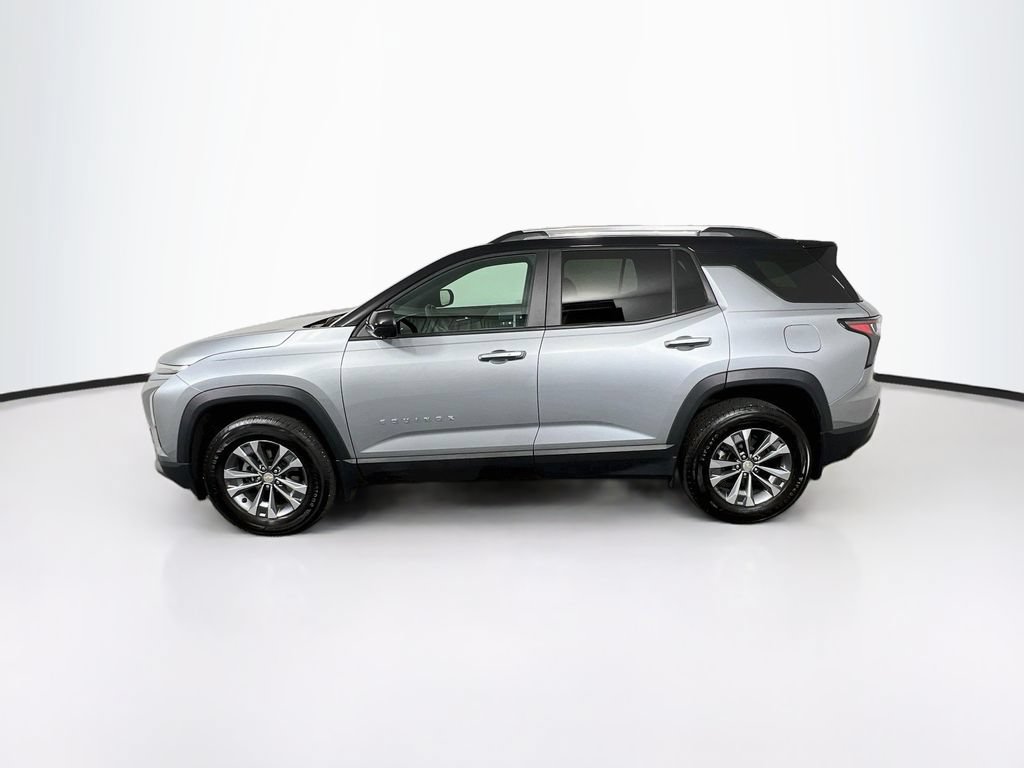 Used 2025 Chevrolet Equinox LT w/ Convenience Package II FWD image 4