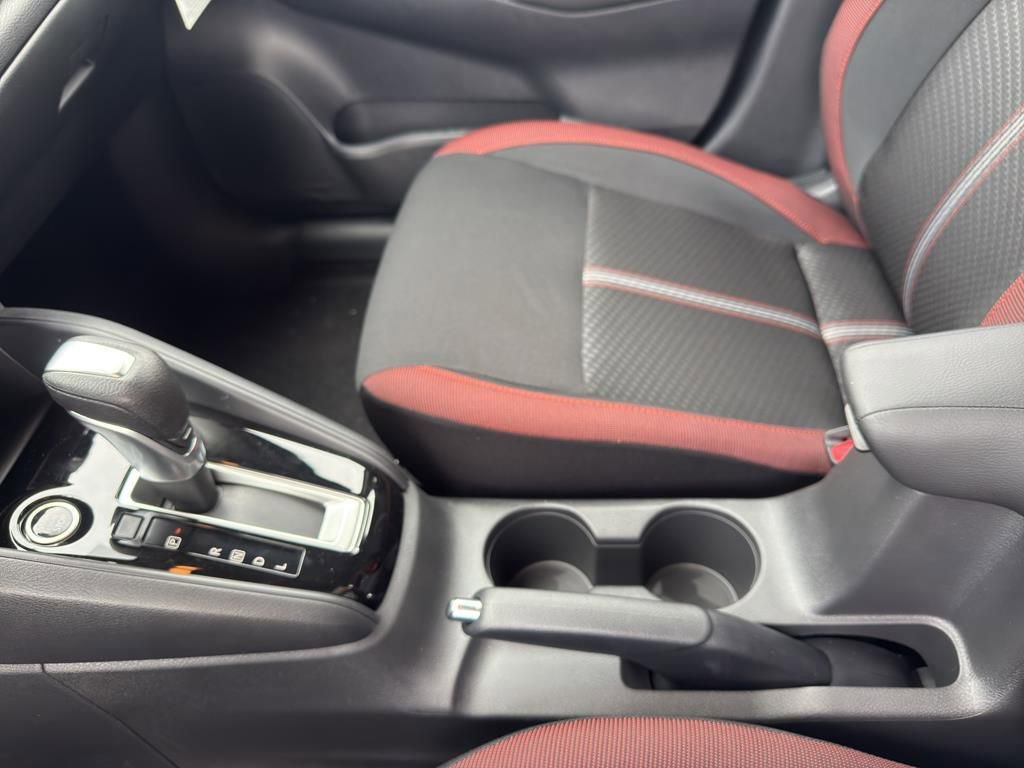 New 2025 Nissan Versa SR image 28