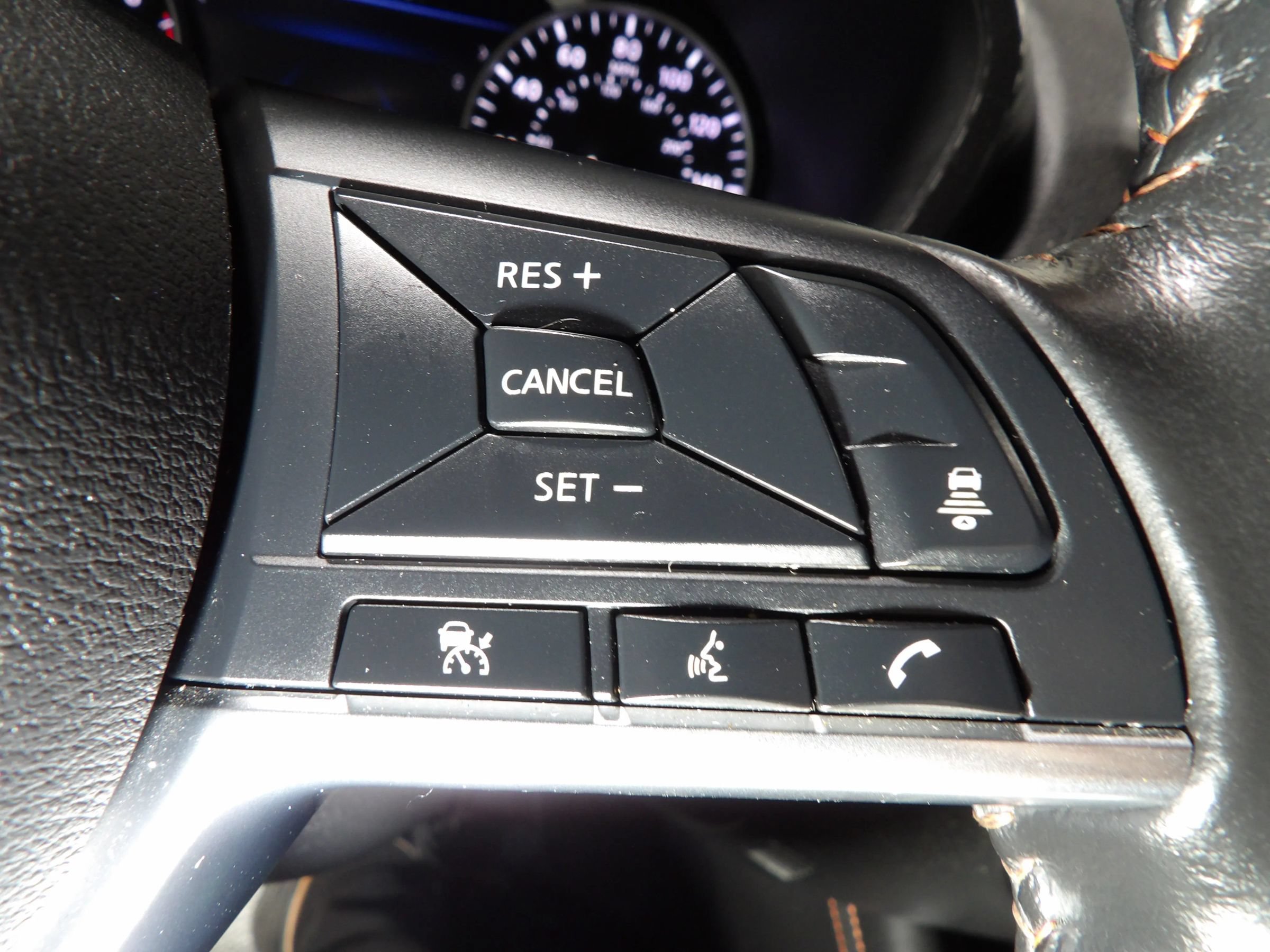 Used 2022 Nissan Sentra SR w/ Electronics Package FWD image 19