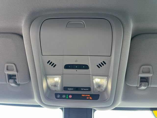 Used 2024 GMC Terrain AT4 w/ Infotainment Package II AWD/4WD image 33