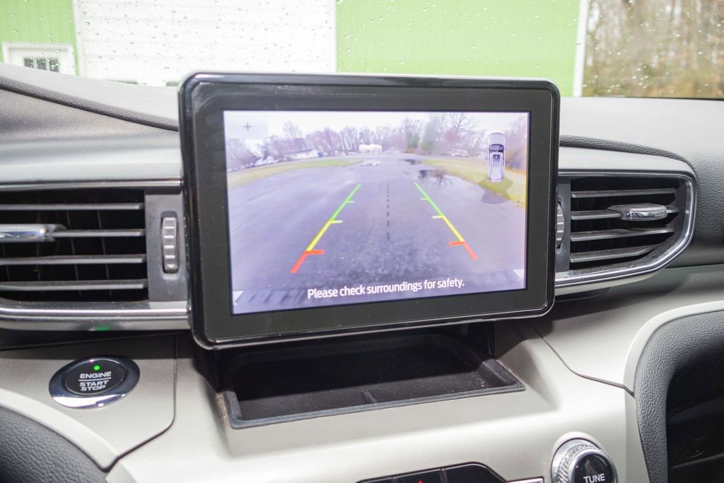 Used 2021 Ford Explorer XLT w/ Equipment Group 202A image 20