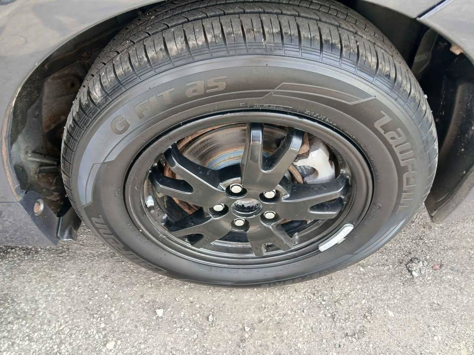 Used 2012 Toyota Prius Two image 11