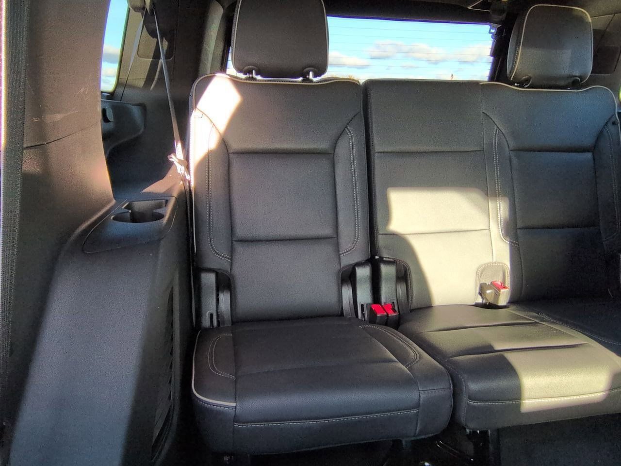 Used 2023 Chevrolet Tahoe Premier image 25