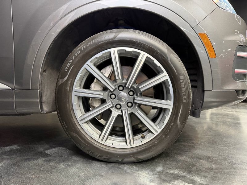 Used 2019 Audi Q7 2.0T Premium Plus w/ Premium Plus Package AWD/4WD image 26