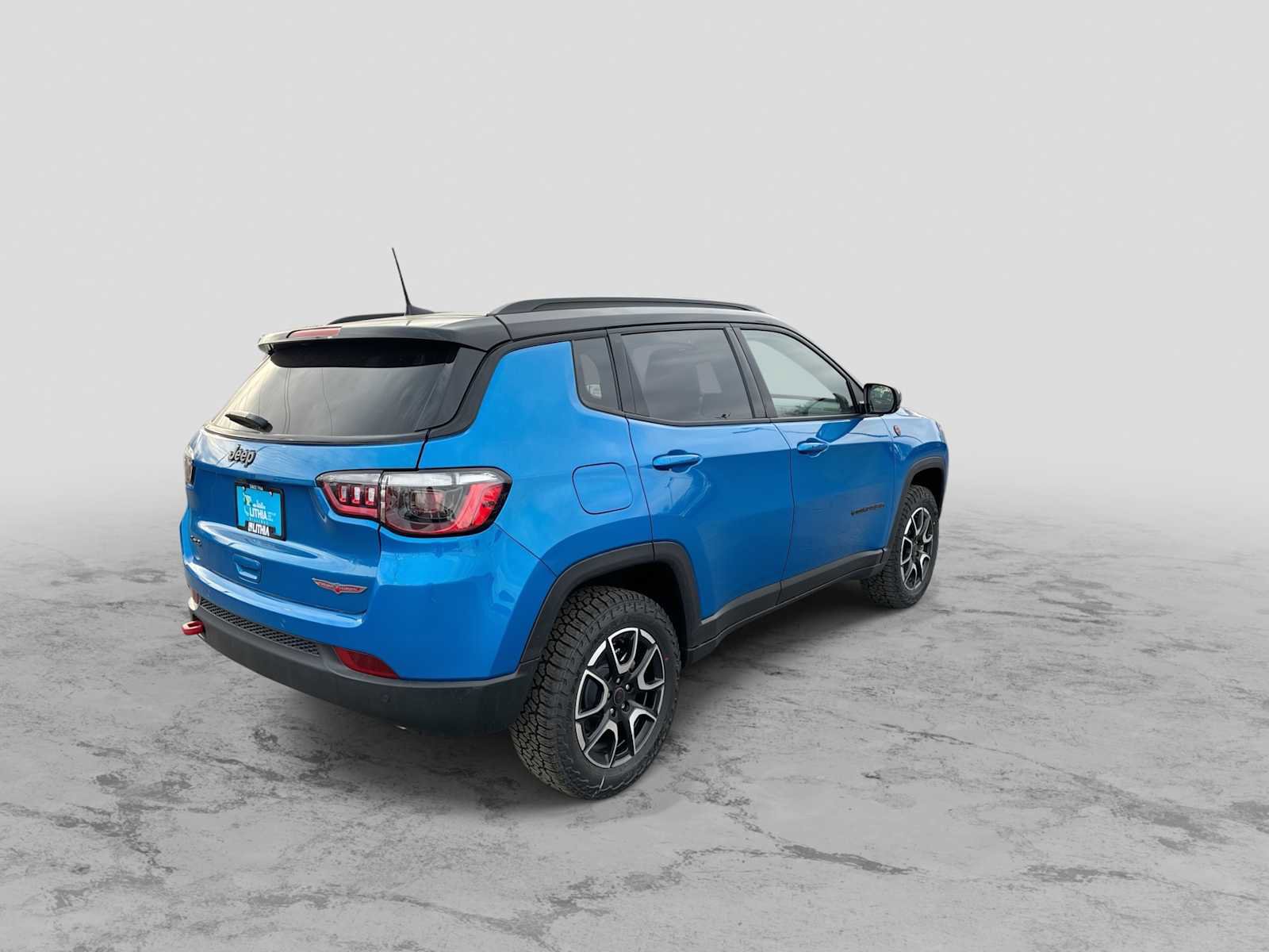 New 2026 Jeep Compass Trailhawk image 8