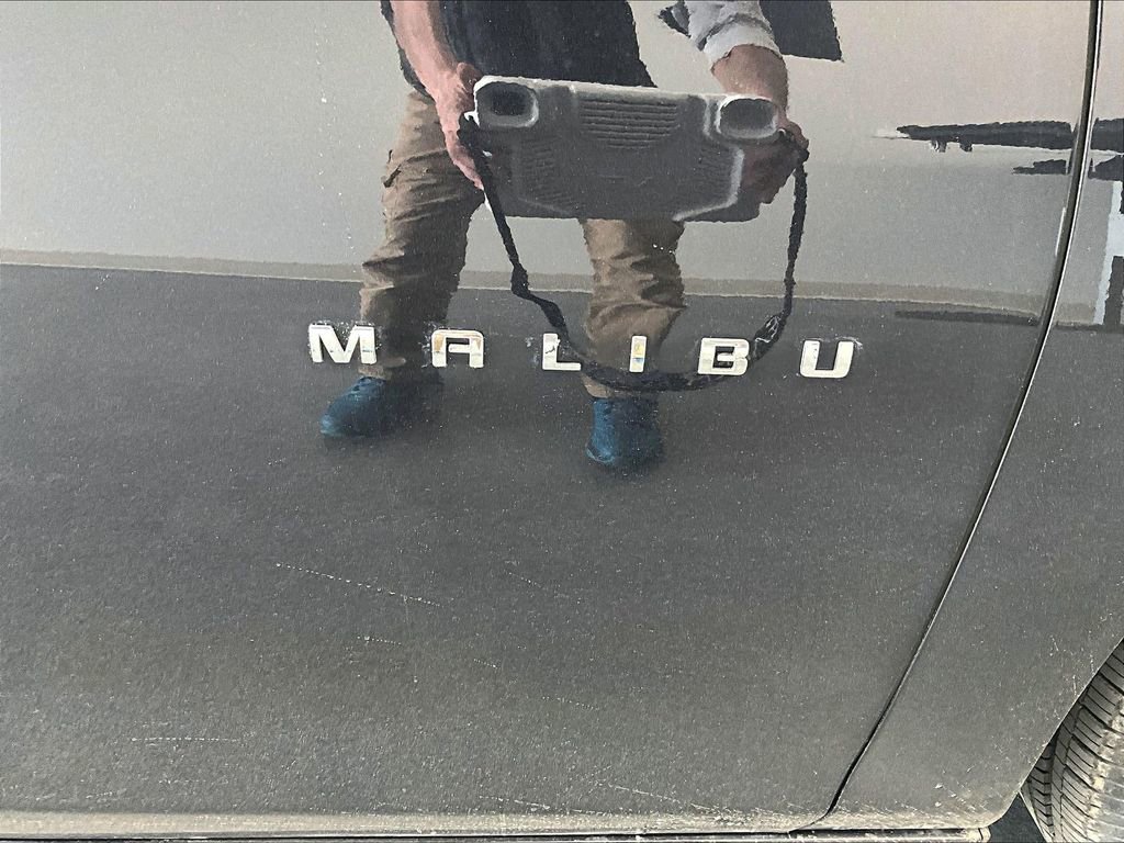 Used 2022 Chevrolet Malibu LS w/ Driver Confidence Package II image 27