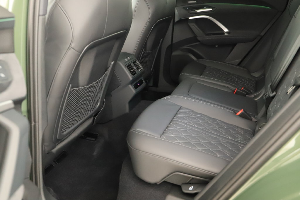Used 2026 Audi SQ5 Premium Plus AWD/4WD image 28