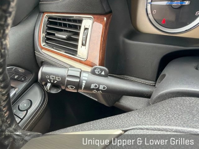 Used 2012 Cadillac Escalade Platinum AWD/4WD image 38
