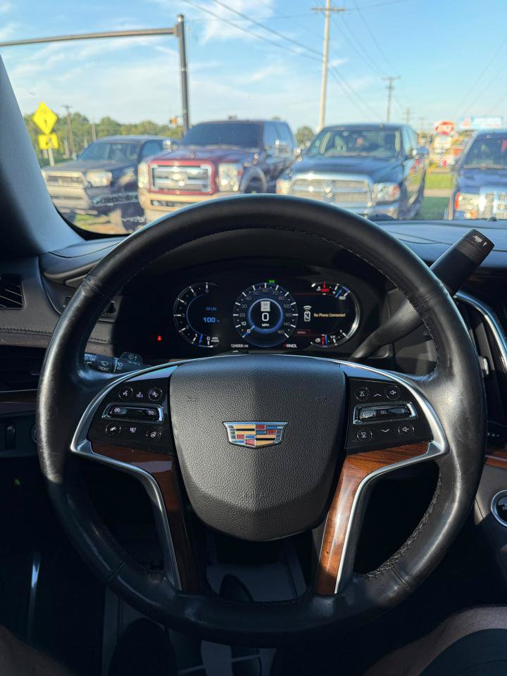 Used 2019 Cadillac Escalade Luxury AWD/4WD image 12