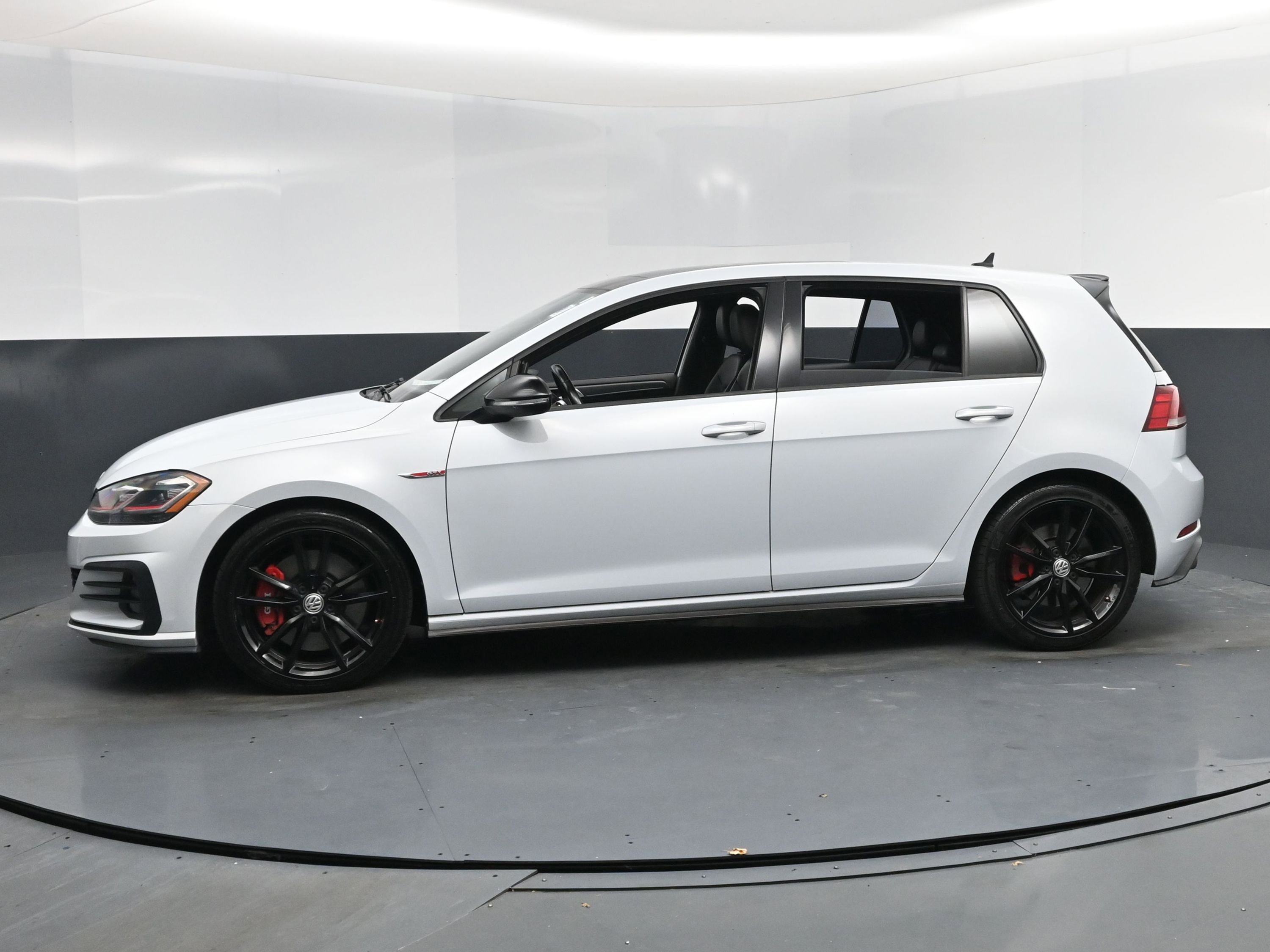 Used 2021 Volkswagen GTI Autobahn image 3