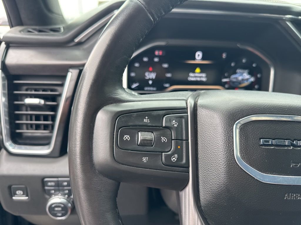 Used 2025 GMC Sierra 2500 Denali Ultimate image 14