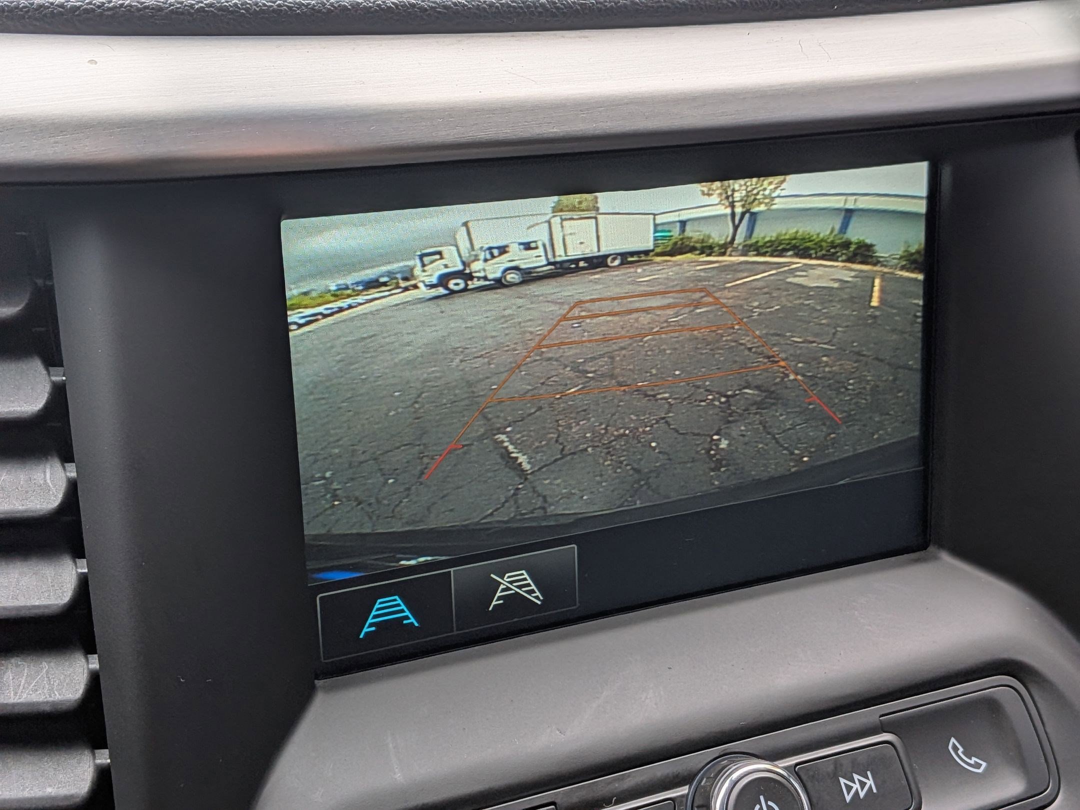 Used 2019 GMC Acadia SLE w/ LPO, Black Accent Package image 19