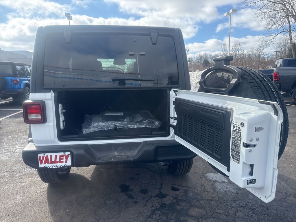 New 2025 Jeep Wrangler Sport S image 30